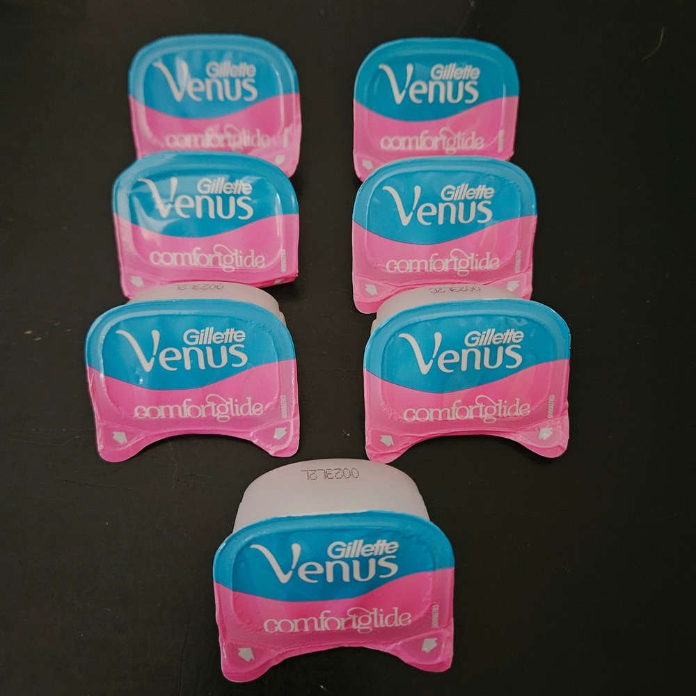 Gillette Pink Venus ComfortGlide 3-Blade Razor Refills 7 Count Hygiene Grooming